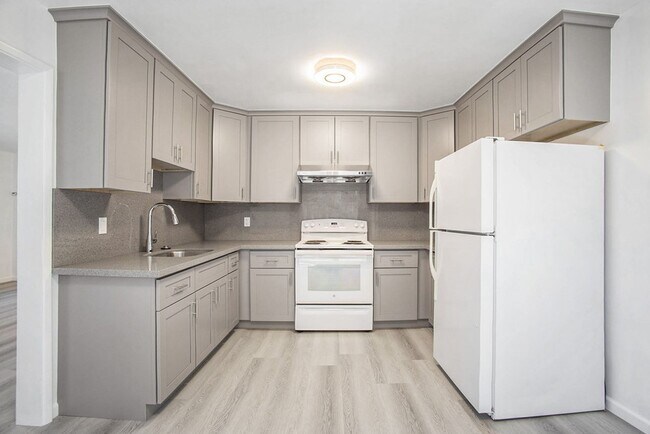 Foto del edificio - 1320 Lafayette St. #C - 2 bedroom | 1 bath...