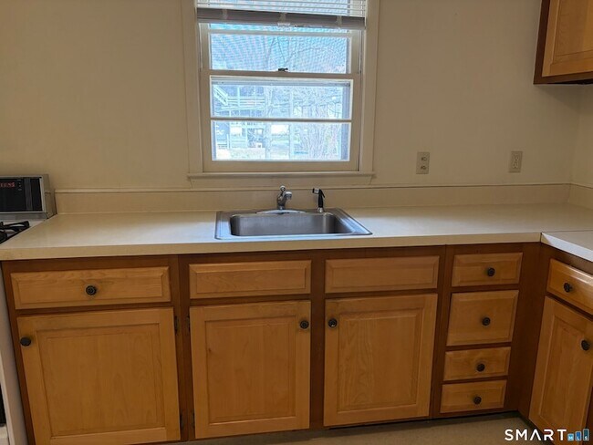 Foto del edificio - 888 Main St