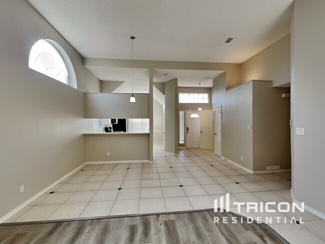 Foto del edificio - 321 Meandering Way Glenn Heights TX