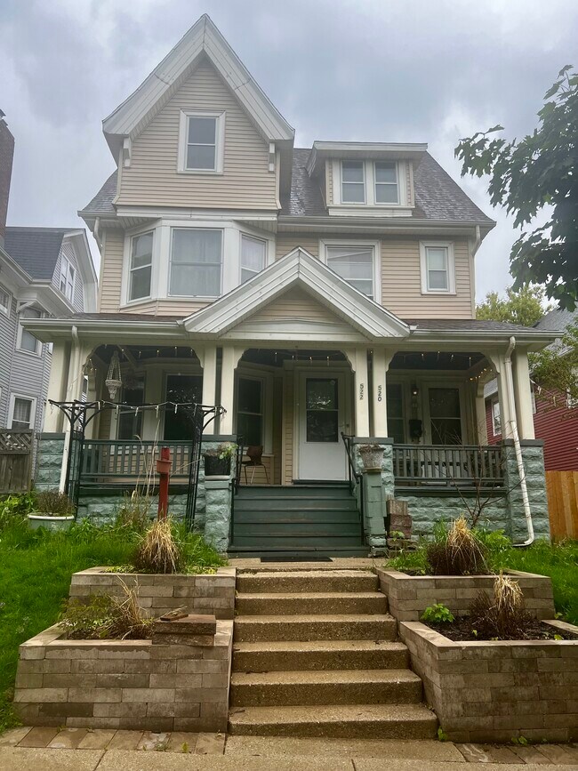 Foto del edificio - 522 N 33rd St