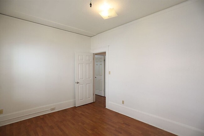 Building Photo - Open House:Sunday(3/24) 2:20pm-2:40pm Styl...