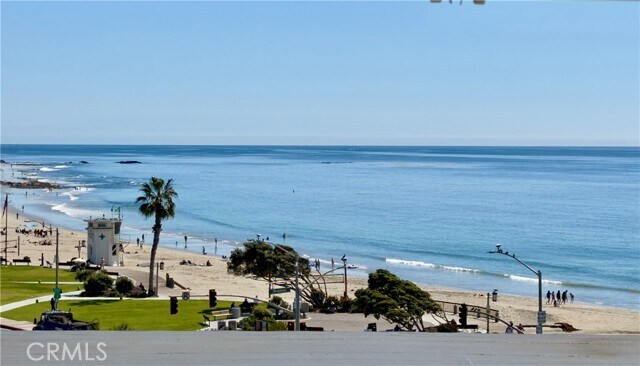 Foto del edificio - 251 Lower Cliff Dr