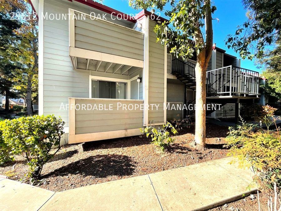 Primary Photo - 29612 Mountain Oak Ct