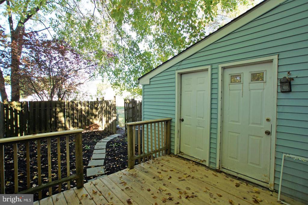 Foto principal - 90 Village Dr