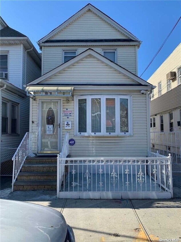 10168 130th St, Queens, NY 11419 House Rental in Queens, NY