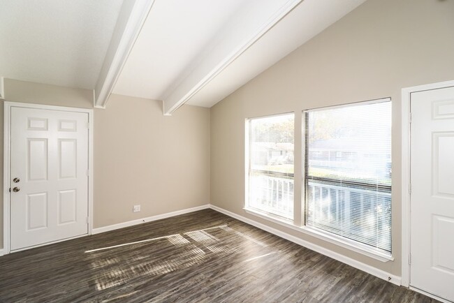 Building Photo - Gorgeous 3 Bedroom in Sherwood, AR!