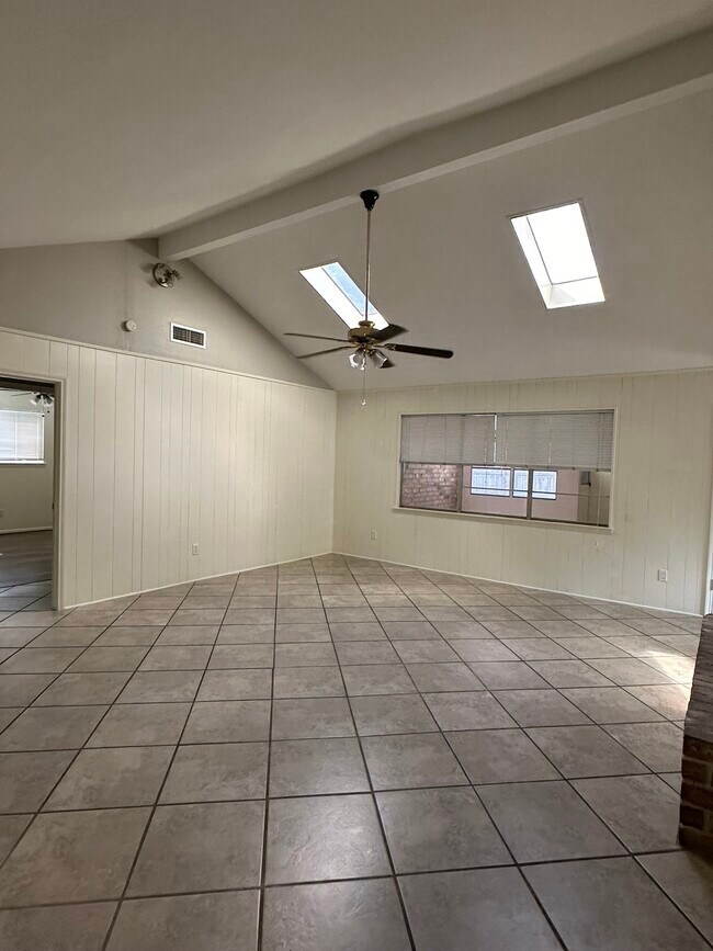 Foto del edificio - 11702 Brighton Ln