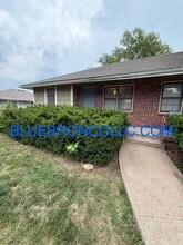 Building Photo - 1507 NE White Dr