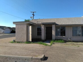 Building Photo - 11002 E University Dr