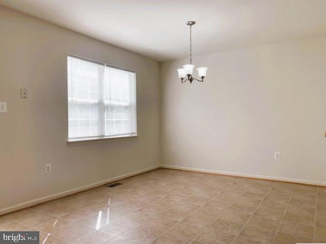 Foto del edificio - 205 Merrill Ct