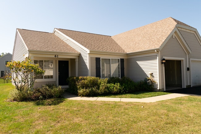 Building Photo - 61 W Providence Ln