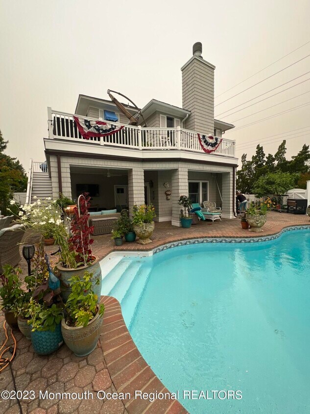 106 Mathis Pl, Mantoloking, NJ 08738 House Rental in Mantoloking, NJ