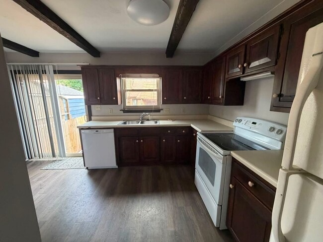 Building Photo - 1428 Goose Landing