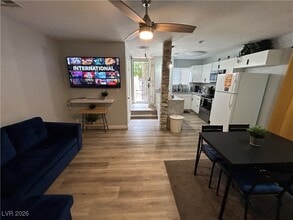 Building Photo - 5045 Spencer St