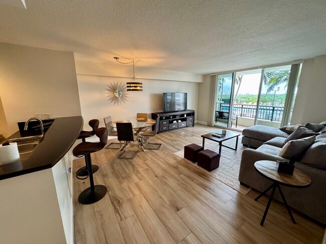 Building Photo - 3232 Coral Way