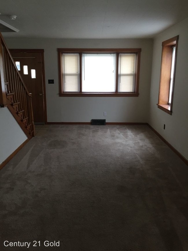 Building Photo - 3 br, 1.5 bath House - 269 Bowers Rd