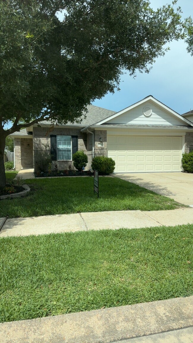 Foto del edificio - 20814 Sandy Bay Ln