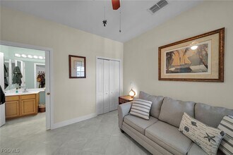 Building Photo - 13225 Silver Thorn Loop