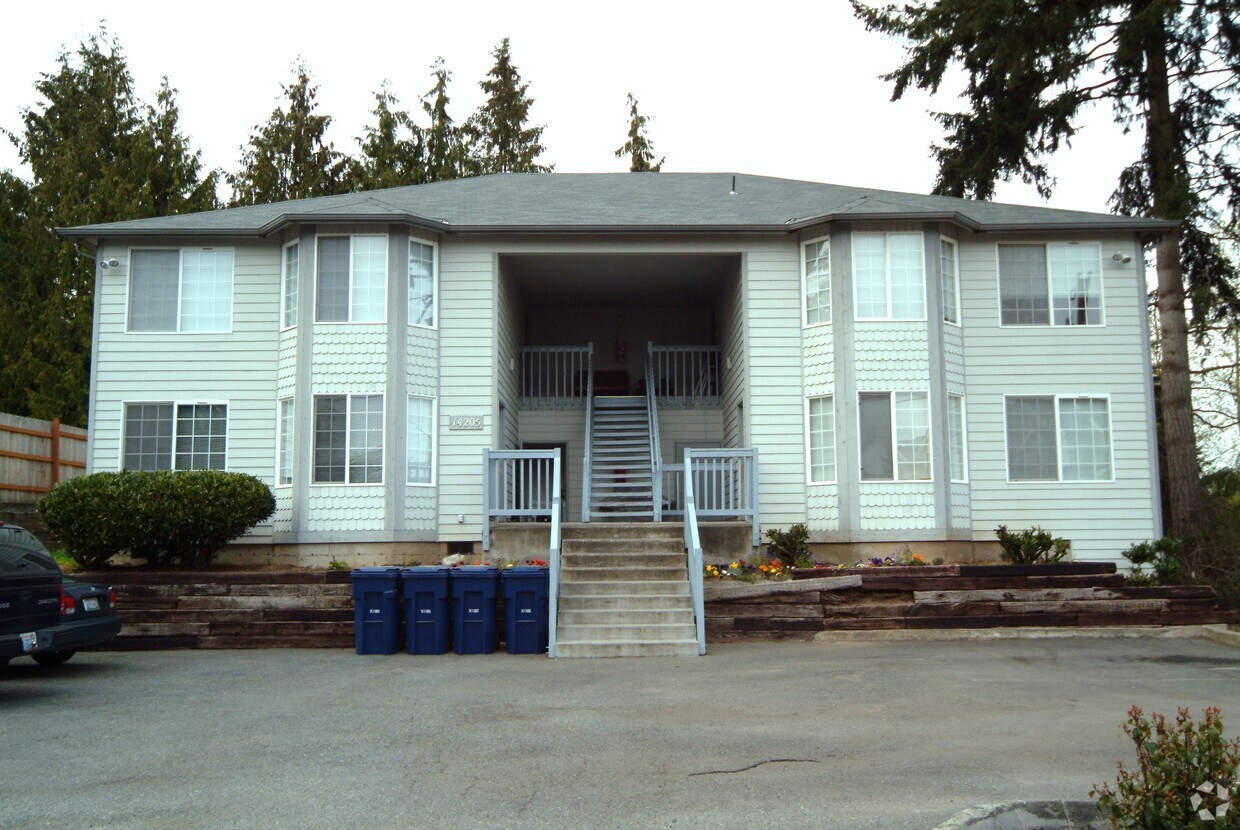 Foto del edificio - 14205 Admiralty Way