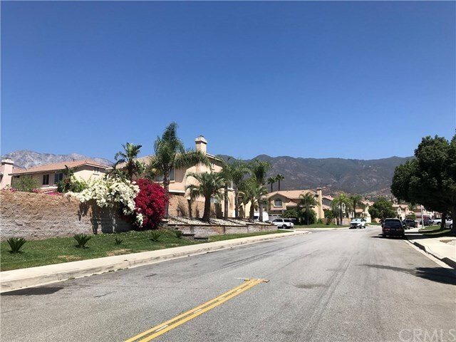 Foto del edificio - 5586 Lone Pine Dr
