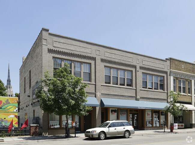 Primary Photo - Martineau Apartments