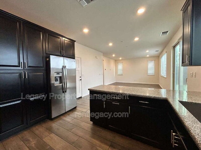 Foto del edificio - 3879 Ivan Way