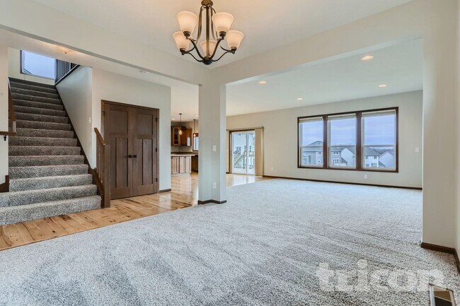 Foto del edificio - 1133 Rosemary Ln