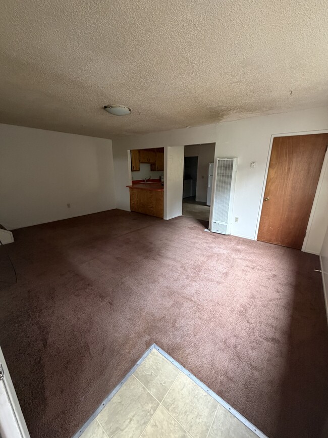 Foto del edificio - 1015 Glen Rd