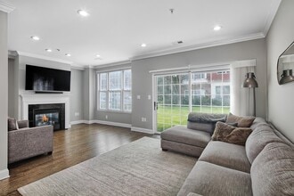 Building Photo - 137 Abbie Ct