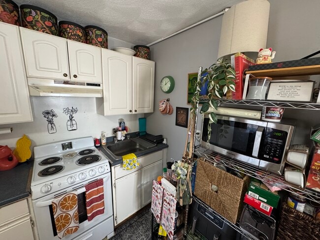 Foto del edificio - 639 Somerville Ave