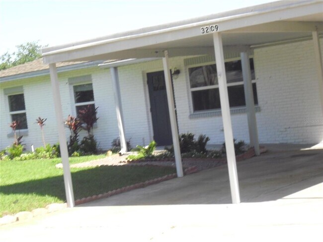 Foto del edificio - 3209 W Tyson Ave
