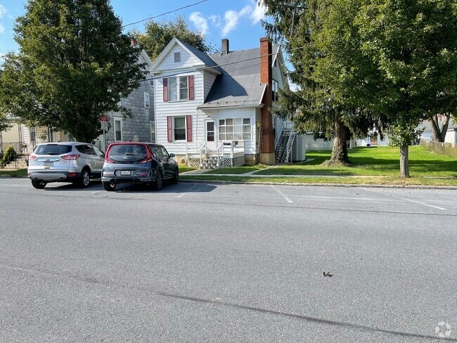 Building Photo - 629 Herman Ave