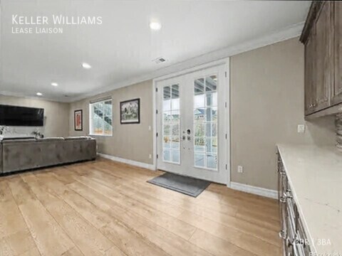 Foto del edificio - 939 Melting Snow Way