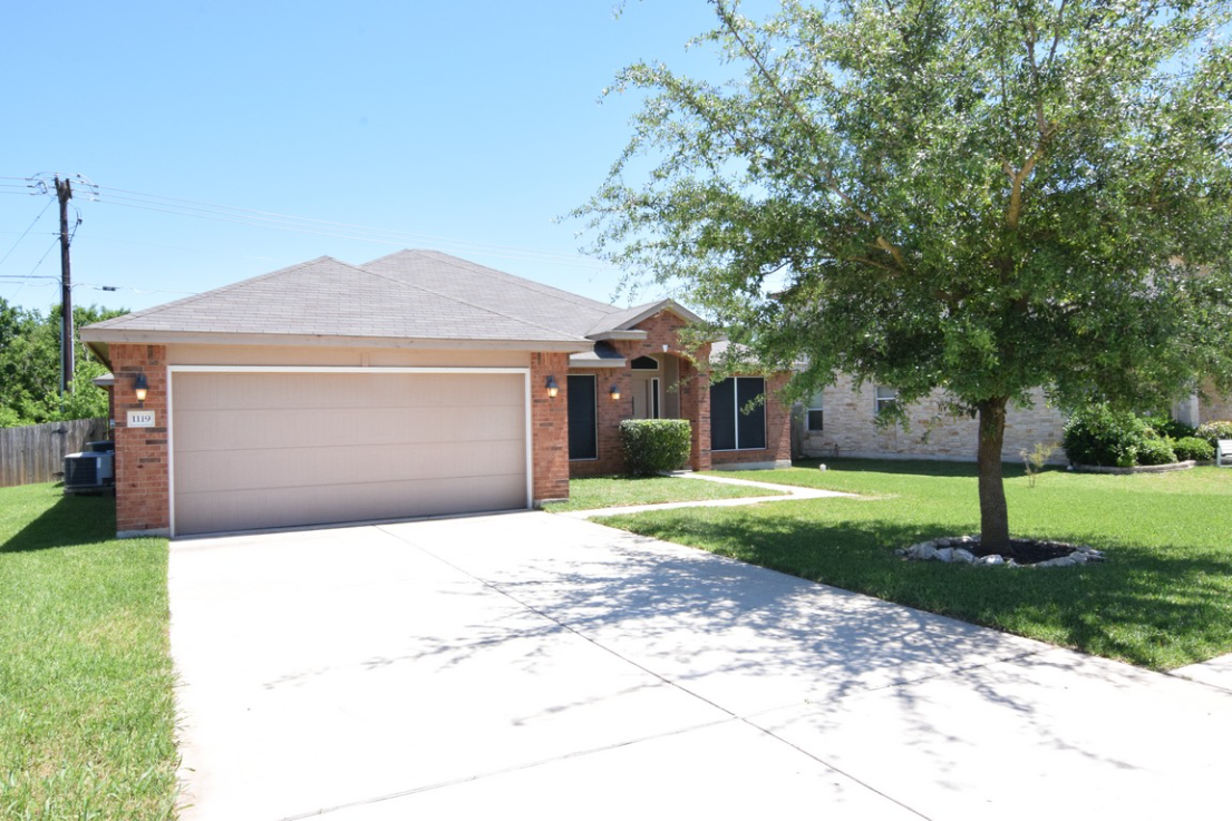 Foto principal - 1119 Starlight Dr