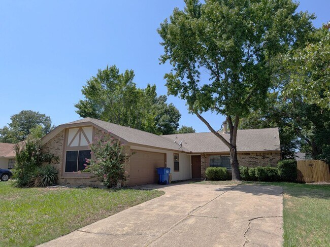 Foto del edificio - 602 Heritage Hill Dr