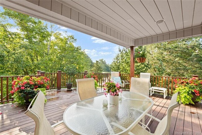 Foto del edificio - 12 Signal Ln