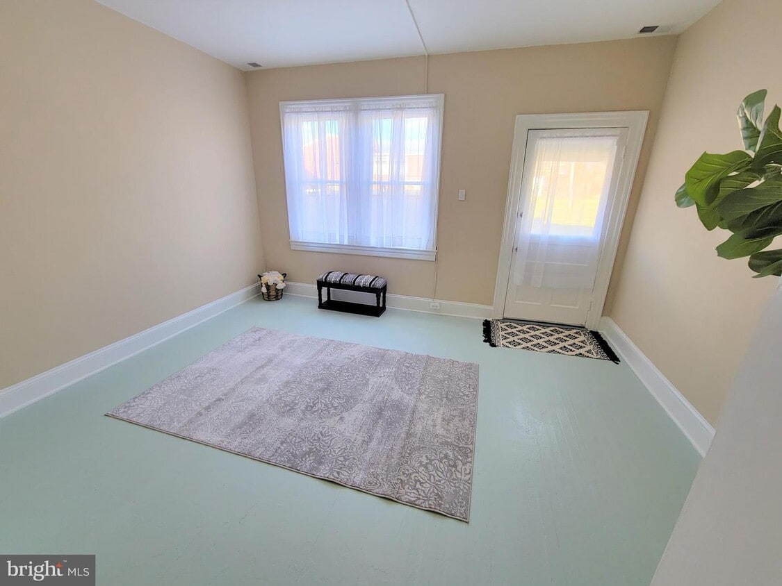 207 Baker St, Winchester, VA 22601 House Rental in Winchester, VA