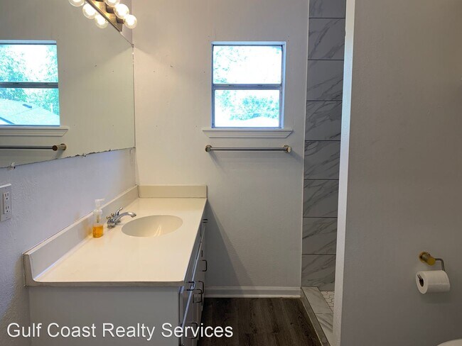 Foto del edificio - 2 br, 2 bath House - 5734 Bobalo Drive