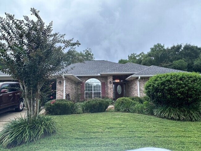 Foto del edificio - Stunning Custom 4/2, 2380sqft Home with Mo...