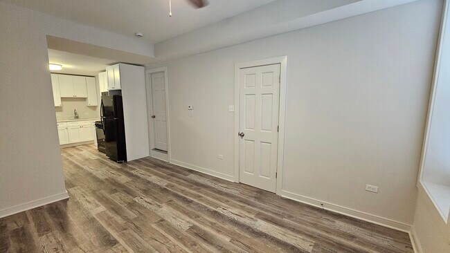 Foto del edificio - 2216 W 21st Pl