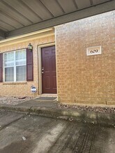 Building Photo - 609 Townplace Dr