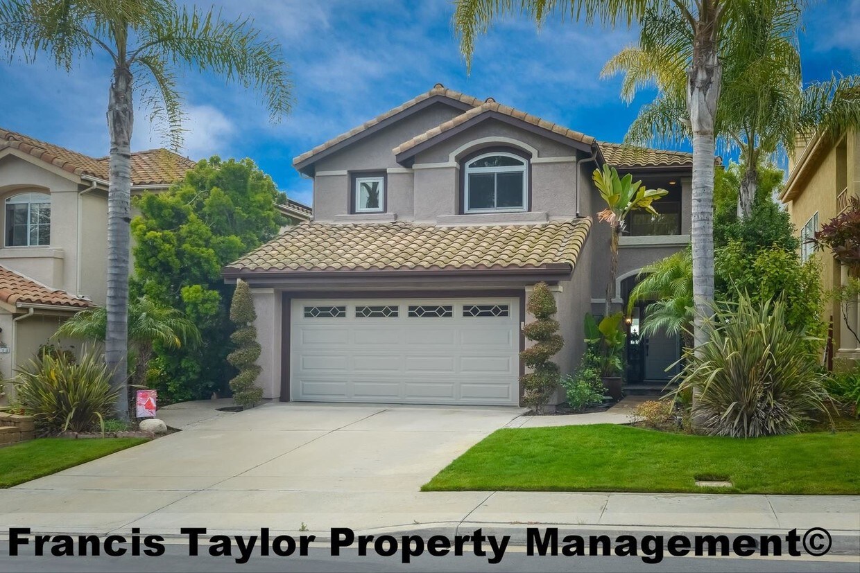 Foto principal - 2313 S Summit Circle Glen