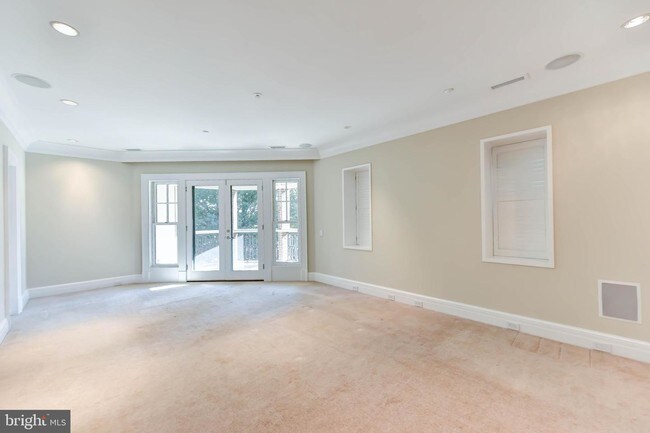 Foto del edificio - 2733 Cathedral Ave NW