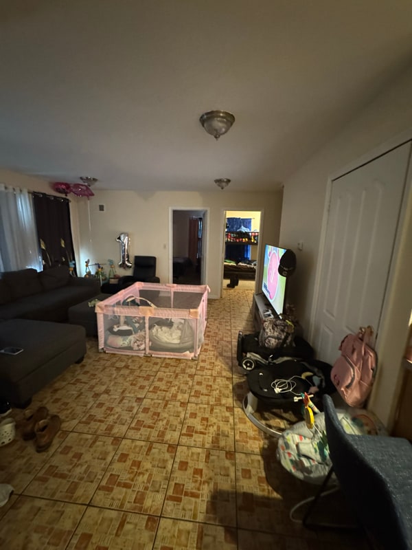 Building Photo - 29-31-31 22nd Ave