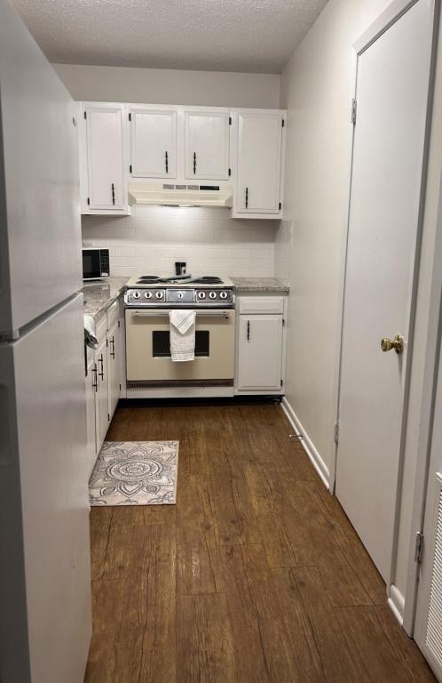 Foto del edificio - 1103 Hodges St