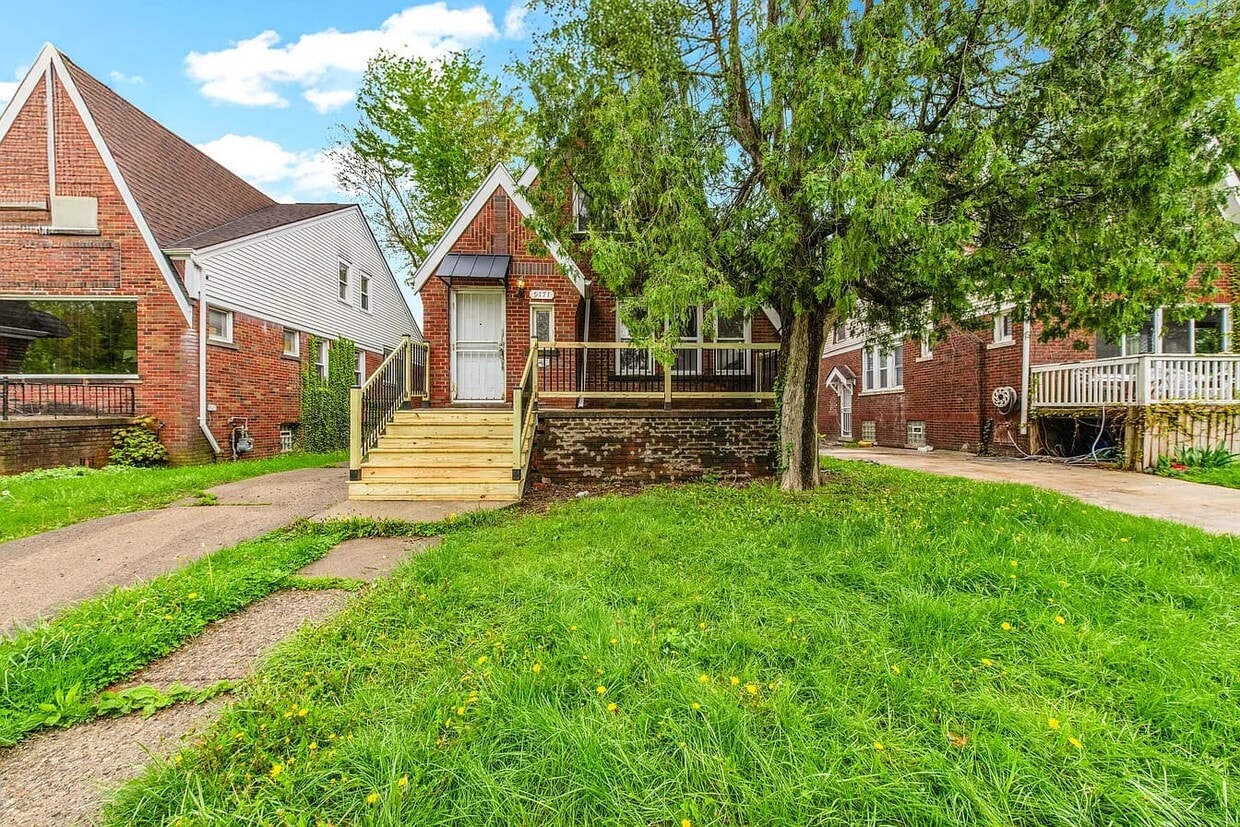 Building Photo - 9171 Bishop St