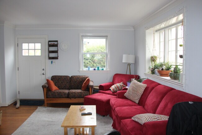 Foto del edificio - 635 N Nelson St