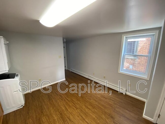 Foto del edificio - 239 E King St