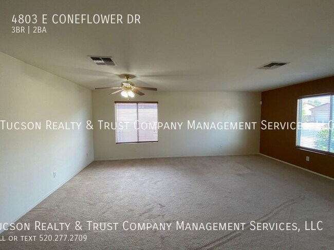 Building Photo - Three Bedroom Plus A Den - Move In Ready