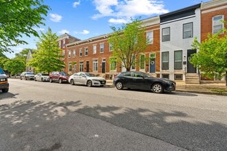 Building Photo - 324 E 23rd St
